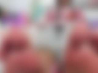 Live cam show with Hanna-moore1 - Dildo Or Vibrator on luckytryst.com