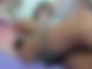 Live cam show with Hanna-moore1 - Skinny on ObeyMaria
