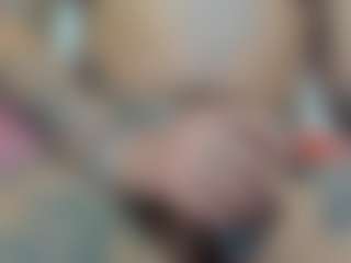 Live cam show with Hanna-moore1 - Facial on eurowanks.com
