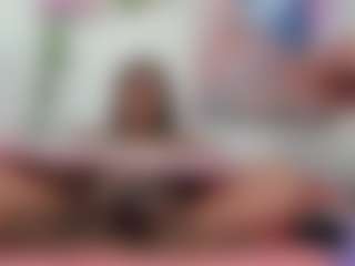Live cam show with Hanna-moore1 - Camel Toe on Camversity