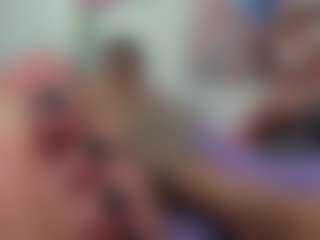 Live cam show with Hanna-moore1 - Nipple Piercings on Camsoda Late Night