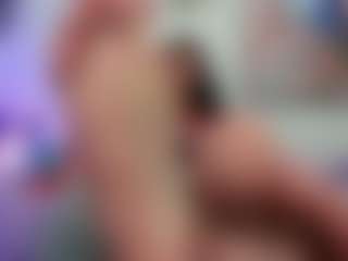 Hanna-moore1's Live Sex Cam Show