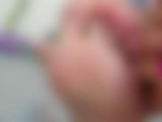 Hanna-moore1's Live Sex Cam Show