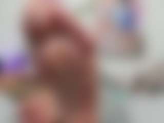 Hanna-moore1's Live Sex Cam Show
