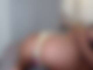 valentiinajune's Live Sex Cam Show