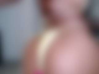 valentiinajune's Live Sex Cam Show
