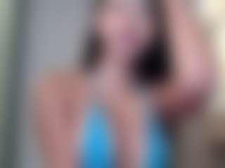 Live cam show with valentiinajune - Curvy on livesuperchat.net