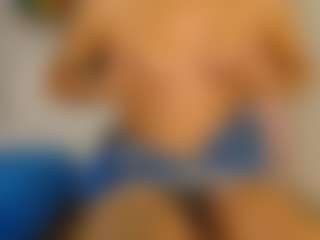 ALESHKA...'s Live Sex Cam Show