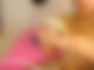 ALESHKA...'s Live Sex Cam Show