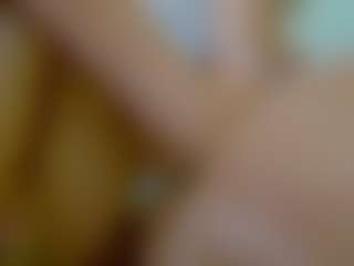 Live cam show with barby-cute - Colombia on EXY