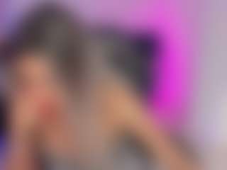 Emilly Smith's Live Sex Cam Show