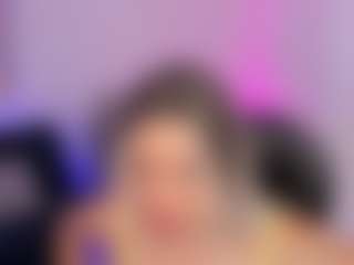 Live cam show with Emilly Smith - Solo on SquirtSoMuch