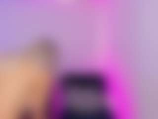 Emilly Smith's Live Sex Cam Show