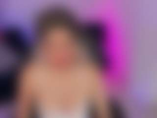 Live cam show with Emilly Smith - Bedroom on CSO-WL