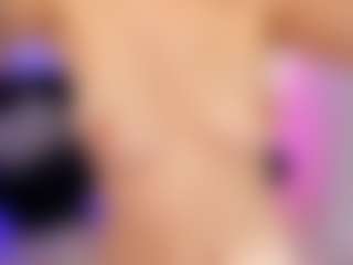 Emilly Smith's Live Sex Cam Show