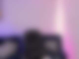 Emilly Smith's Live Sex Cam Show