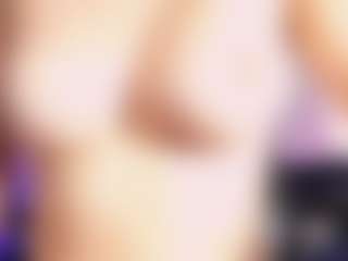 Emilly Smith's Live Sex Cam Show