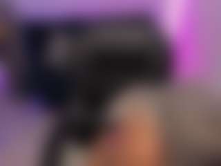 Emilly Smith's Live Sex Cam Show