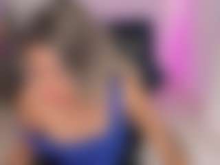 Live cam show with Emilly Smith - Twerk on SxyPornLive