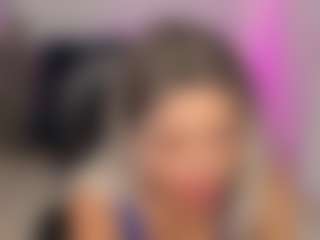 Emilly Smith's Live Sex Cam Show