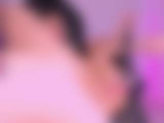 Live cam show with Emilly Smith - Bedroom on Camsoda