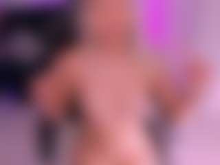 Emilly Smith's Live Sex Cam Show