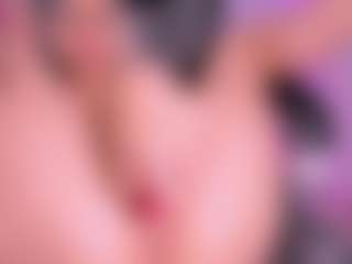 Emilly Smith's Live Sex Cam Show