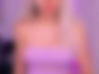 Emilly Smith's Live Sex Cam Show
