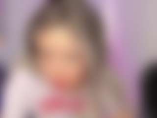 Emilly Smith's Live Sex Cam Show