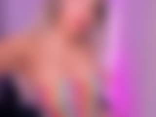 Emilly Smith's Live Sex Cam Show