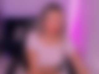 Emilly Smith's Live Sex Cam Show