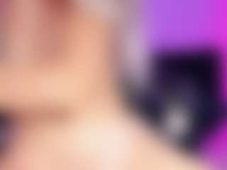 Emilly Smith's Live Sex Cam Show
