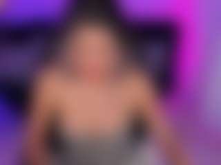 Show de cam en vivo con Emilly Smith - Blonde Hair en Camsoda