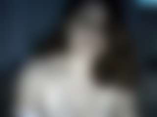 myllobach582's Live Sex Cam Show