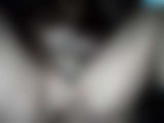 myllobach582's Live Sex Cam Show