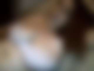 myllobach582's Live Sex Cam Show