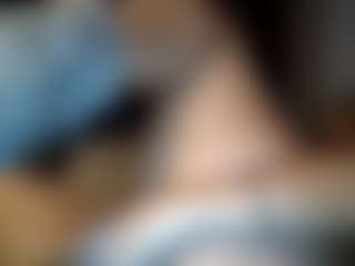 myllobach582's Live Sex Cam Show
