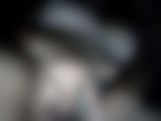 myllobach582's Live Sex Cam Show