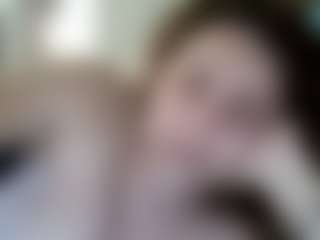 myllobach582's Live Sex Cam Show