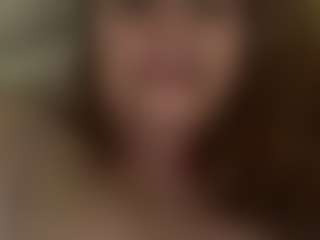 Live cam show with Mamihot - Dildo Or Vibrator on Camsoda