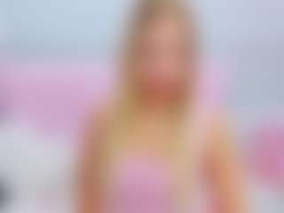 EvetteModel's Live Sex Cam Show