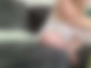 lilianlovess's Live Sex Cam Show