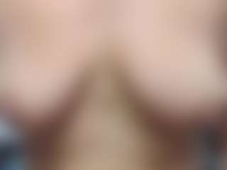 tamara-yorrkk's Live Sex Cam Show