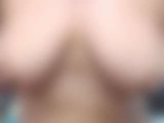 Live cam show with tamara-yorrkk - Small Ass on Dare Cams