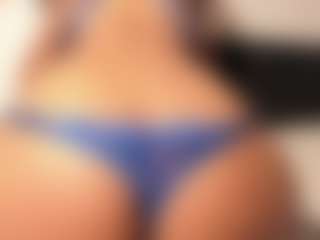 Live cam show with mariajulyana - Ebony Teen (18+) on StripNow