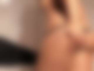 Live cam show with mariajulyana - Bedroom on Streamer API