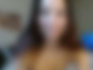 kianakumani's Live Sex Cam Show