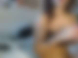 kianakumani's Live Sex Cam Show