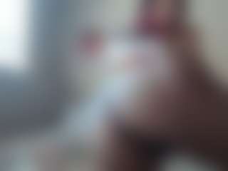 kianakumani's Live Sex Cam Show