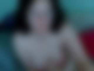 Live cam show with everlyrays - HD on SpunkLive